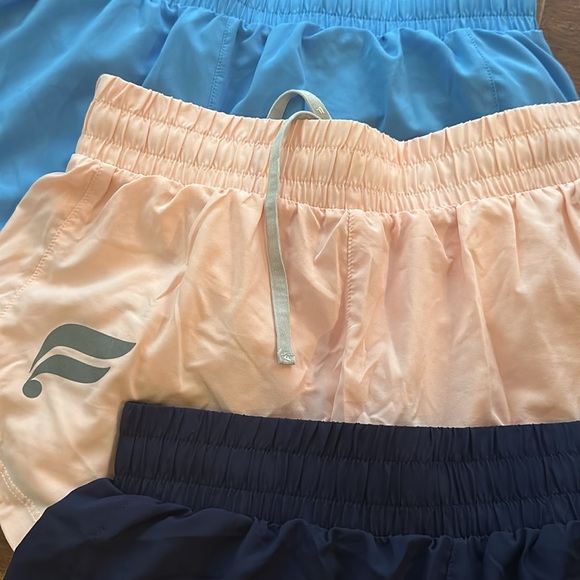 Bundle of size small shorts - Picture 2 of 2